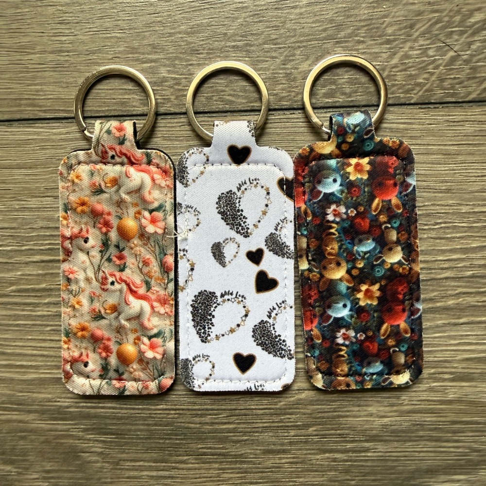 3pc Neoprene Chapstick Holder Keychain Set Unicorn Heart Woodland Print New‎